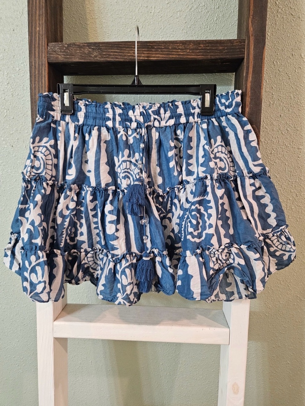 Zara Blue and White Tiered Printed Mini Skirt
